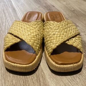 Crown Vintage size 6